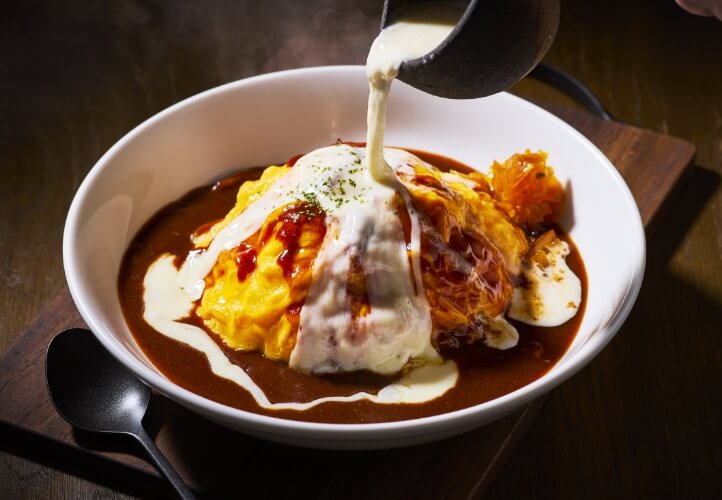 チョモランマオムライス