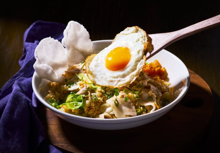 豚肉のピリ辛レタスチャーハン