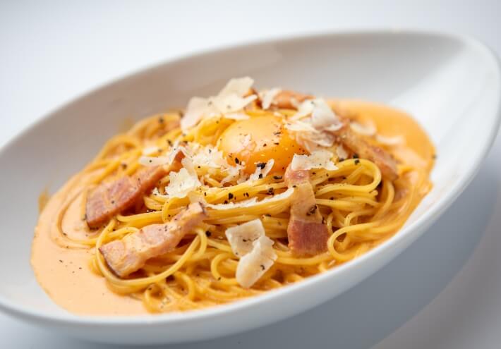3種チーズの濃厚カルボナーラ