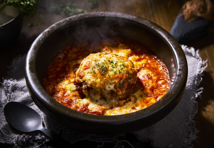 デミグラスハンバーグドリア